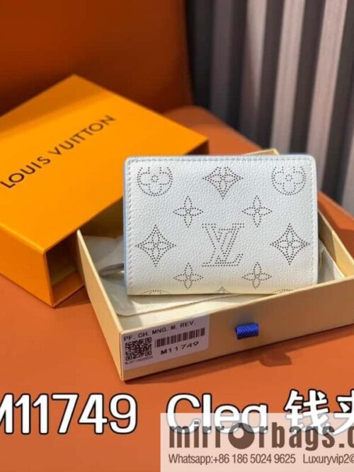 [Boutique‑grade] M11749 white hollow, full leather two-fold wallet series Clea wallet M80817 11749 white (hollow)