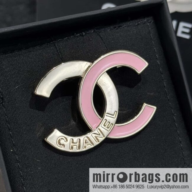 ❗️New ❗️ Chanel brooch ☀️ new ☑️ Chanel double c brooch ☀️