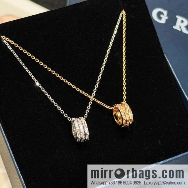 GRAFF Graff three-ring necklace