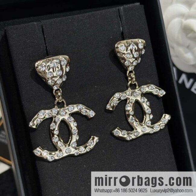 ❗️New ❗️ ☀️ new ☑️ chanel c2 double c three stud earrings ☀️