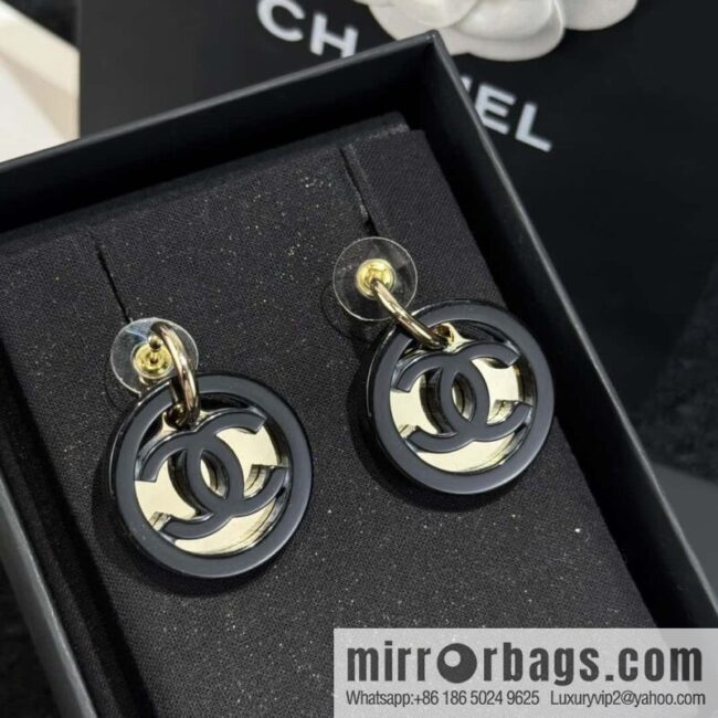 ❗️New ❗️ ☀️ new ☑️ chanel c2 double c round black stud earrings ☀️
