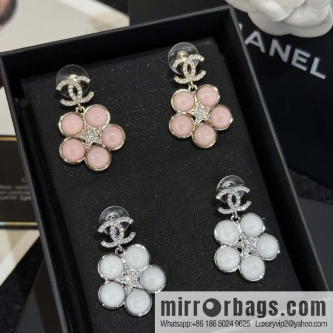 ❗️New ❗️☀️ new ☑️ chanel c2 double c snowflake stud earrings ☀️