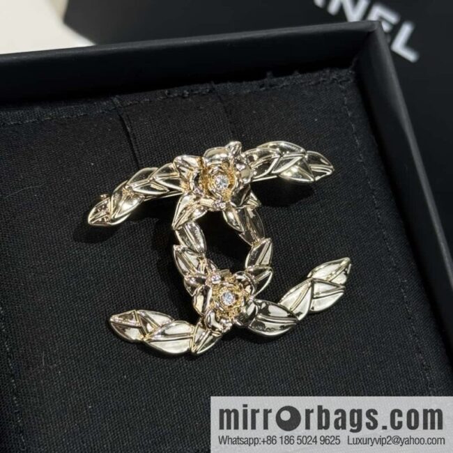 ❗️New ❗️☀️ New ☑️ Chanel Double C Brooch ☀️