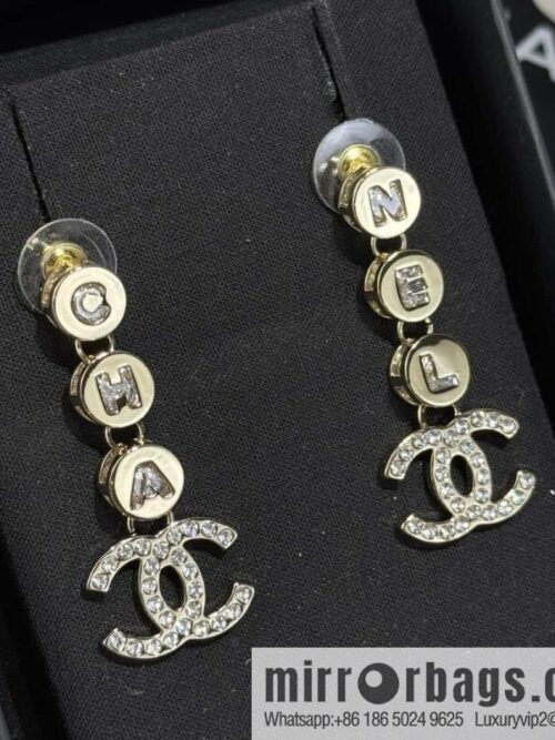 wsxc1727598668524_0-800x800j21fw50jpdv51555_20250630003338.jpg ❗️New ❗️☀️ new ☑️ chanel c4 double c round letter stud earrings ☀️
