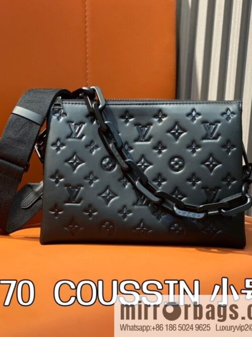 [Boutique‑grade] M11370 black full leather embossed, chain bag series, the new COUSSIN small handbag of the season