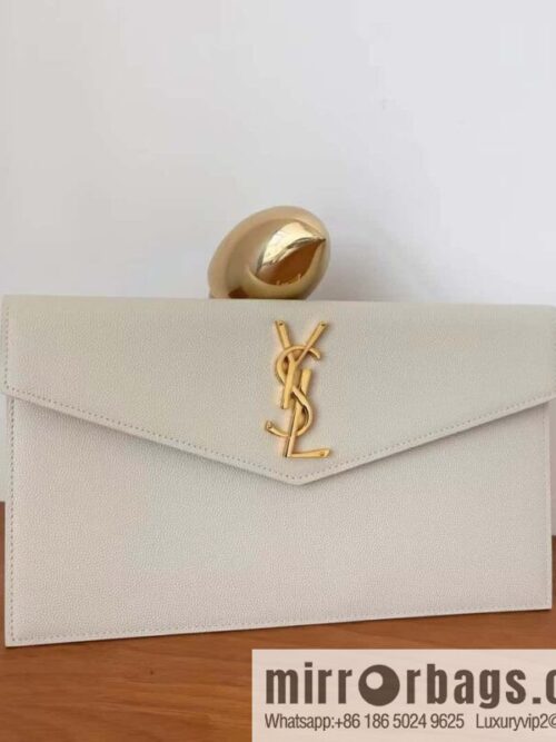 YSL 𝑼𝒑𝒕𝒐𝒘𝒏_ Caviar Clutch 565739 White