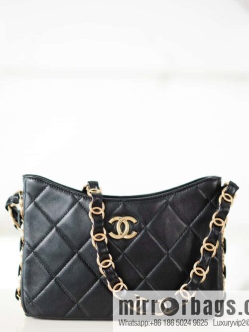 wsxc1729522351316_0-800x800tjvv5enjufm146299_20250705053946.jpg 𝐂𝐇𝐀𝐍𝐄𝐋 24K thick chain Hobo black 🖤 AS5177 B18293 94305
