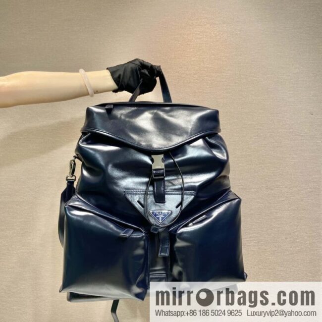 PRADA 🎉 new catwalk model 🎉 2VZ108 oil wax leather🎉🎉