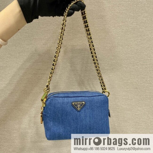 PRADA 🎉 medieval denim bag 🎉 1NS696 L🎉🎉