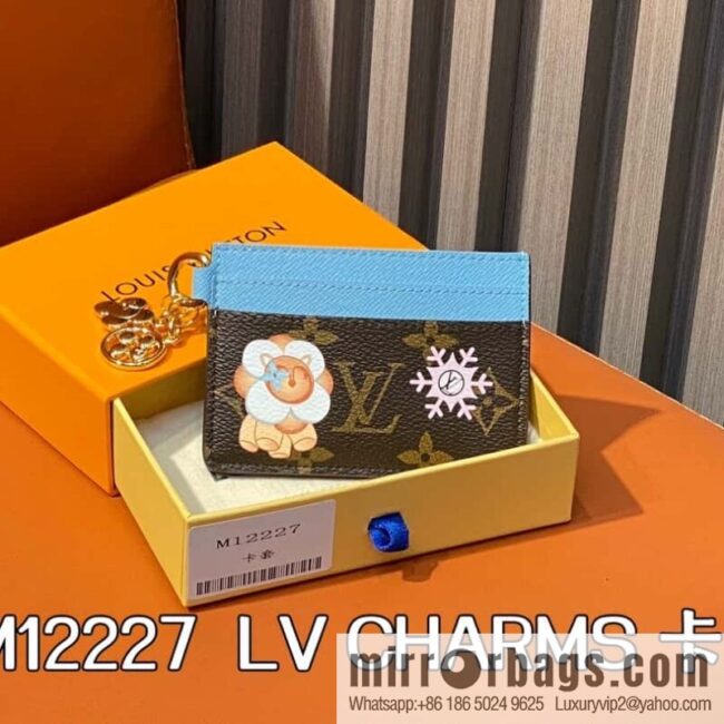 M12227 presbyopia blue, Christmas card bag wallet series LV CHARMS card clip m12215 presbyopia/red m12227 presbyopia/blue, silk screen LV Charms Ms card clip