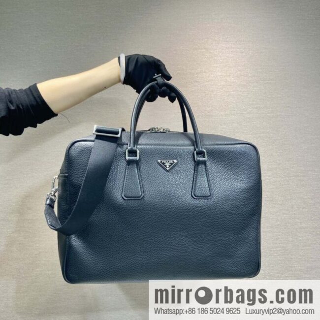 PRADA 🎉 new briefcase 🎉 2VE339 extra large🎉🎉