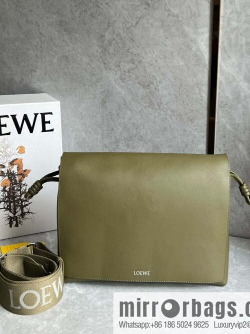wsxc1731079796900_0-800x800gwdqo3fodmh141729_20250705023840.jpg LOEWE Luo Jia 🌟 glossy soft cow leather Flamenco satchel messenger bag 0901 green