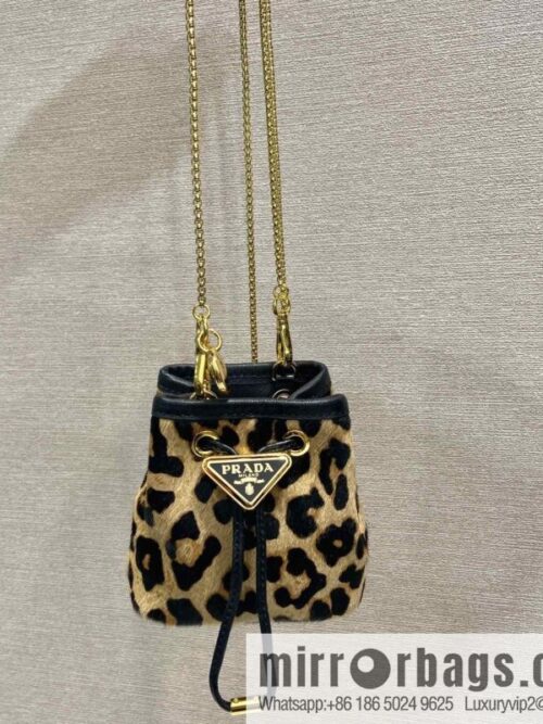 wsxc1731425633673_0-800x800n1kbt3kcac4141385_20250705022244.jpg PRADA 🎉 Leopard print small bucket 🎉 1NR016 new product🎉🎉