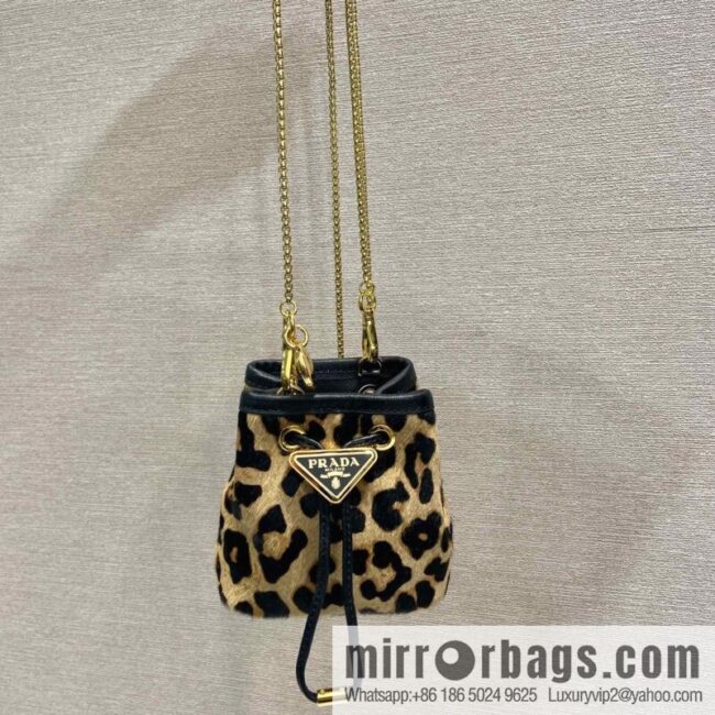 PRADA 🎉 Leopard print small bucket 🎉 1NR016 new product🎉🎉