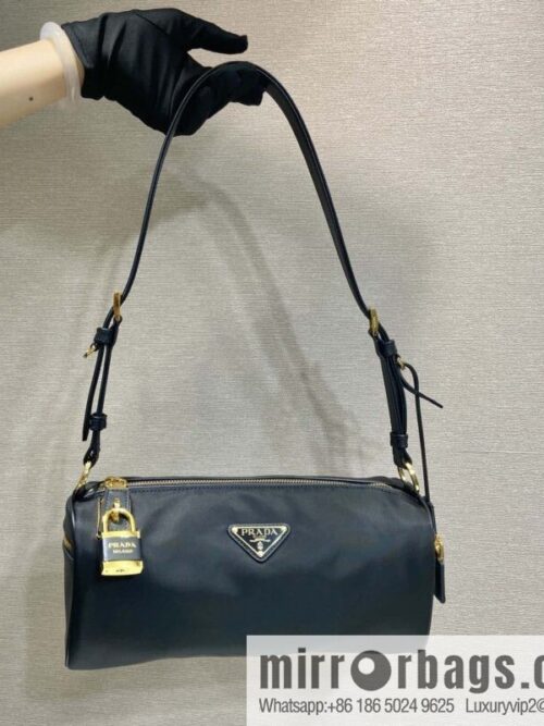 wsxc1731425879376_0-800x800rvlyfmwbgm1141357_20250705022150.jpg PRADA 🎉 new 🎉 1BC233 nylon lock bag🎉