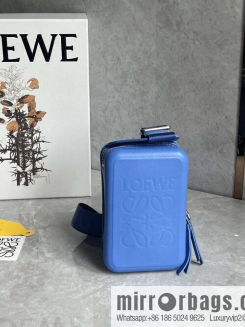wsxc1731427470760_1-800x800bhwknqovawz141263_20250705021846.jpg LOEWE Luo Jia Smooth Cow Leather Molded Sling Crossbody Bag 0902 Blue