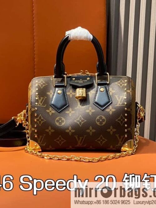 [Boutique‑grade] M13146 presbyopia black leather, catwalk pillow bag series Speedy 20 rivet show Lv pillow