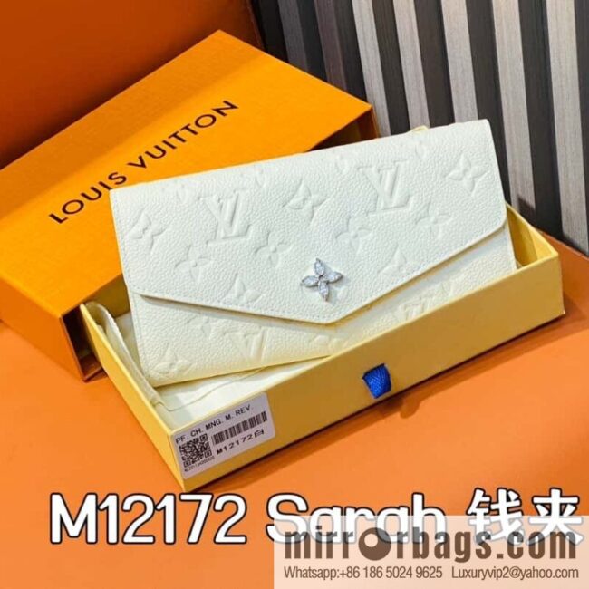 [Boutique‑grade] M12172 pearlescent white full leather embossed, flip wallet series Sarah wallet