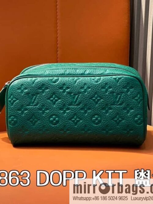 [Boutique‑grade] M12863 green full leather embossed, toilet bag series DOPP KIT toilet bag