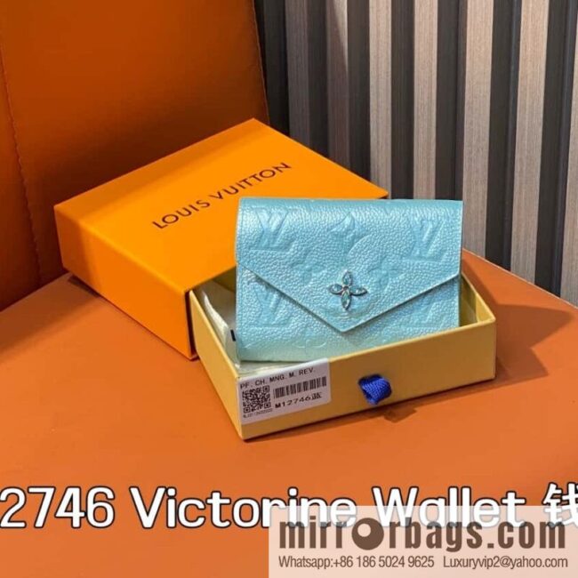 [Boutique‑grade] M12746 pearlescent blue, three-fold wallet series Victorine Wallet wallet