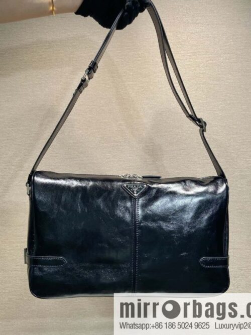 wsxc1733499166967_0-800x800yhha0rvkczr131806_20250702222804.jpg PRADA 🎉 new oil wax leather 🎉 2VH187 messenger bag🎉🎉