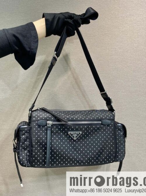 wsxc1734724369121_0-800x800hxajflamrql130108_20250702213447.jpg PRADA 🎉 New 🎉 1BC236 rivets🎉🎉