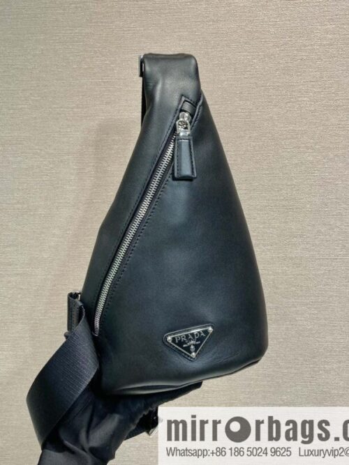 wsxc1735147674823_0-800x8000bozhcasvnv126695_20250702195112.jpg PRADA 👏 new breast bag 👏 2VZ098 plain weave 👏 black