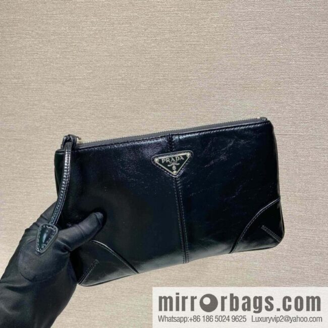 PRADA 🎉 oil wax leather handbag 🎉 2NH006S small oil wax handbag