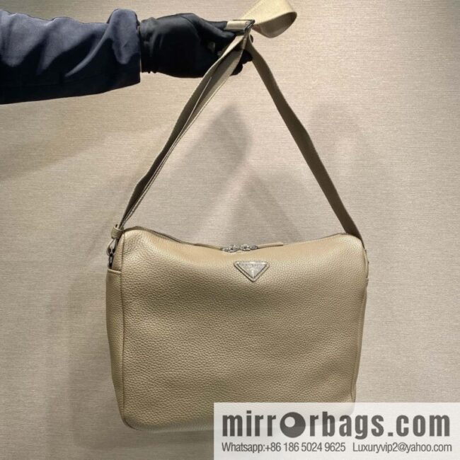 PRADA 🎉 new mailman bag 🎉🎉😉 2VH182 small new color🎉🎉