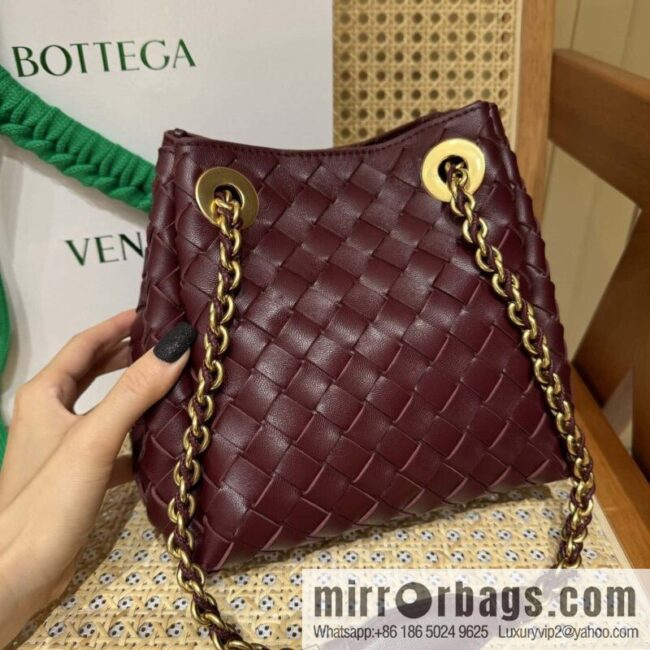 wsxc1735160474761_0-800x800nu5ueqziymo126460_20250702194349.jpg BV Small Parachute Chain Bag, Barolo Burgundy 817175