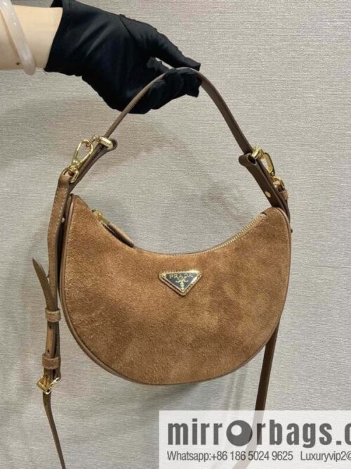 wsxc1735660841924_0-800x800xl2lhdjtahx125884_20250702191743.jpg PRADA 🎉 Moon handbag 🎉 1BC194 fleece🎉🎉