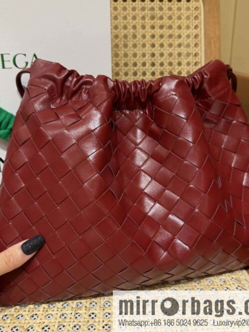 wsxc1735662923561_0-800x800uucwlvdclq5125701_20250702191041.jpg BV Medium Dustbag Clutch 796728 Akane Brown Red