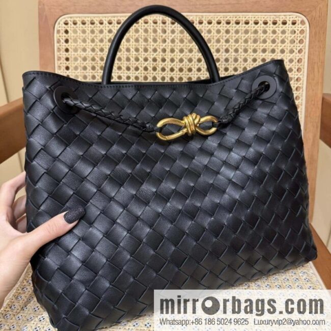 wsxc1735834956889_0-800x800n0xil1fmwvx125364_20250702184532.jpg BV Medium Andiamond 766016 Black