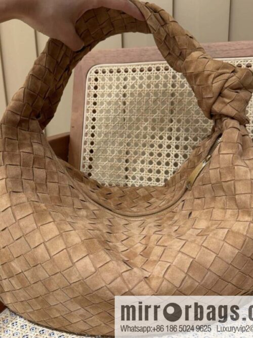 wsxc1735836630049_0-800x800de50chqlnl2121887_20250702161835.jpg BV Jodie Shoulder Backpack 600261 Suede Light Brown