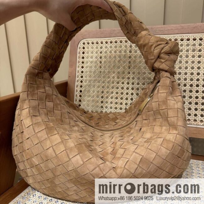 wsxc1735836630049_0-800x800de50chqlnl2121887_20250702161835.jpg BV Jodie Shoulder Backpack 600261 Suede Light Brown