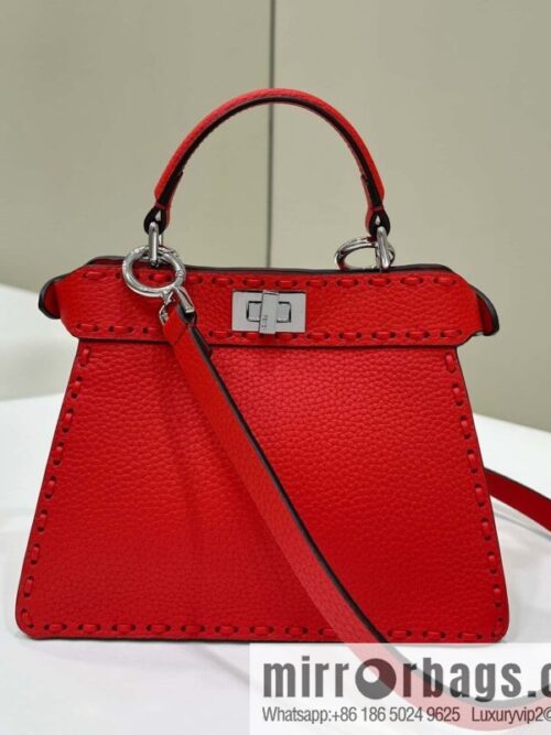 wsxc1735935980791_1-800x800uher2ercjbt121748_20250702160918.jpg FENDI peekaboo new series I see you petite model number 80133As red