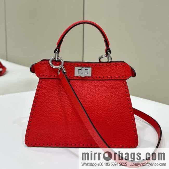 wsxc1735935980791_1-800x800uher2ercjbt121748_20250702160918.jpg FENDI peekaboo new series I see you petite model number 80133As red