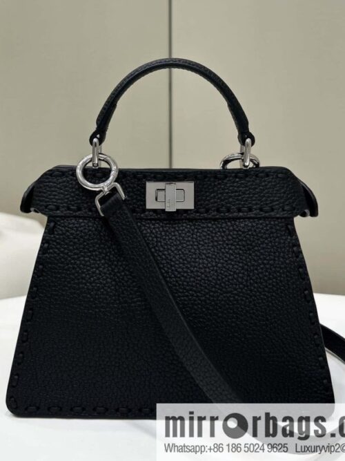 wsxc1735936439755_1-800x800oequyhyklx0121639_20250702160142.jpg FENDI peekaboo new series I see you petite model number 80133As black