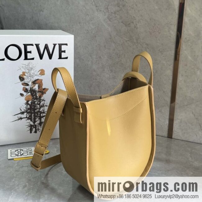 LOEWE new hammock arrival 🎉 0683 yellow