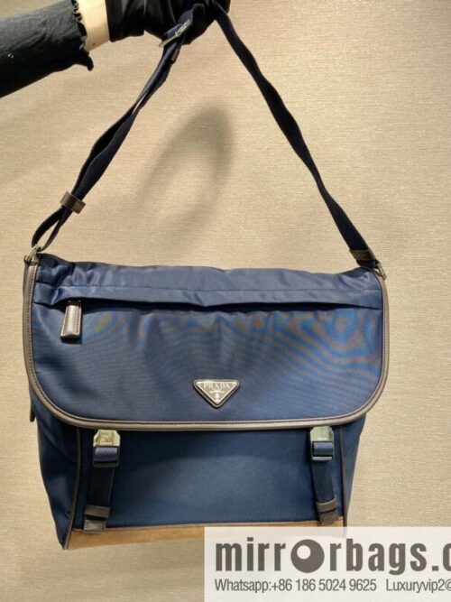 wsxc1736358643040_0-800x800n4w2jcskbm3114776_20250702123850.jpg PRADA 🎉 new messenger bag 🎉 2VD052 large🎉🎉