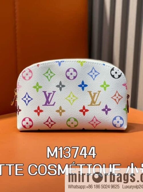 [Boutique‑grade] M13744 white color cosmetic bag series POCHETTE COSMÉTIQUE small cosmetic bag