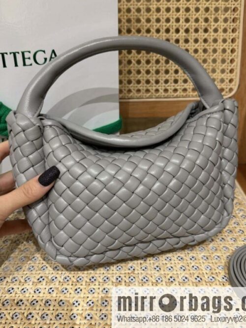 wsxc1736971365389_0-800x800svqeoma3dxa114441_20250702122753.jpg BV Small Cobble Handbag 805739 Silver Grey
