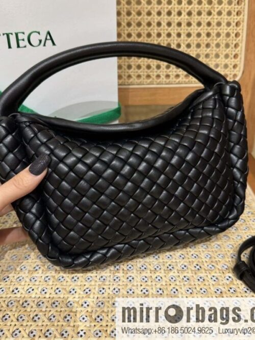 wsxc1736979606706_0-800x800qcxtzv1kxgd114348_20250702122403.jpg BV Small Cobble Handbag 805739 Black