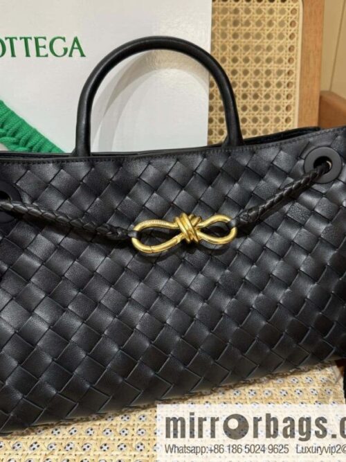 wsxc1736981518192_0-800x800nj2mlv0dxp4114010_20250702121004.jpg BV Small Horizontal Andiamond Handbag 766010 Black
