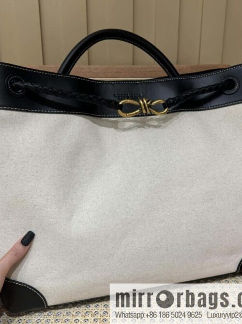 wsxc1737065059080_0-800x800oa34t3lxat0113881_20250702120429.jpg BV Large Andiamond Handbag 786194 Black Patchwork