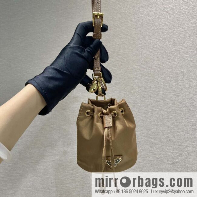 PRADA 🎉 mini bucket bag 🎉 1TT202 new color🎉🎉
