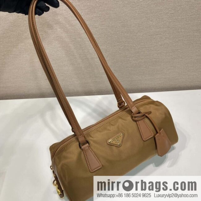 wsxc1739552786498_1-800x800odwneioykus105021_20250702061555.jpg PRADA ๐ new lock bag ๐ 1BB127 nylon cloth๐๐