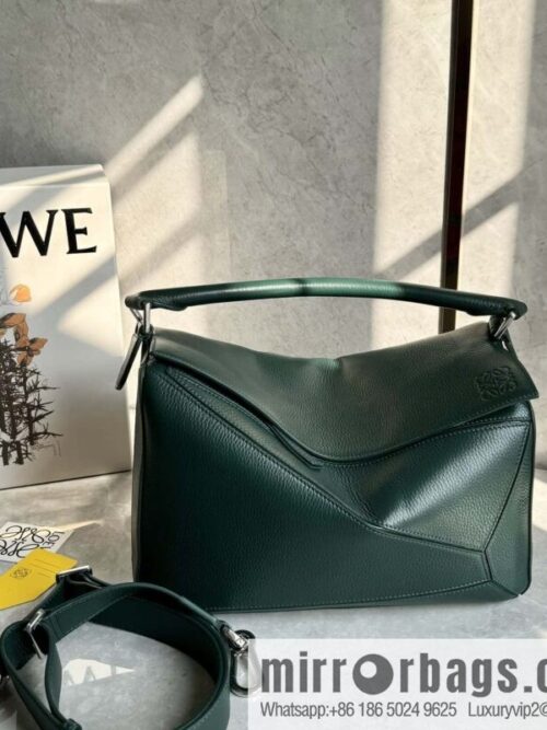 LOEWE new deerskin evergreen green 🌲 puzzle 0158