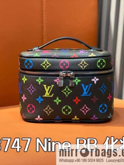 [Boutique‑grade] M13747 black color, cosmetic bag series Nine BB cosmetic bag m44495 black color