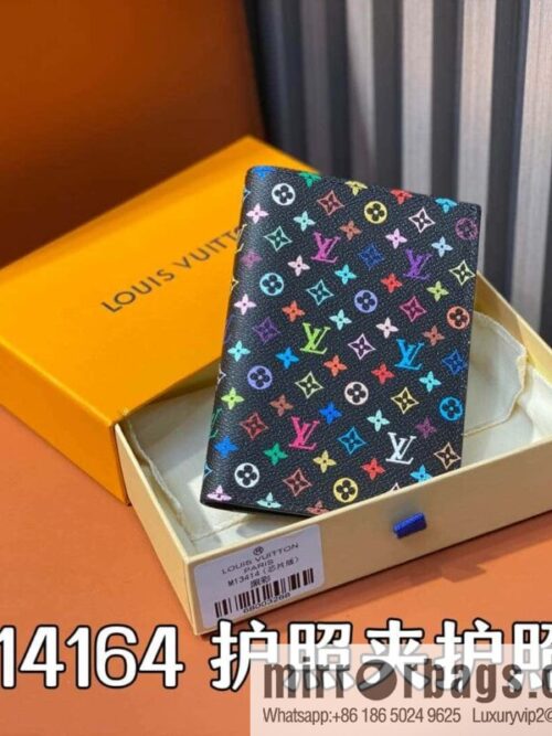 [Premium‑quality] M14164 black color, passport holder, passport cover, this passport cover